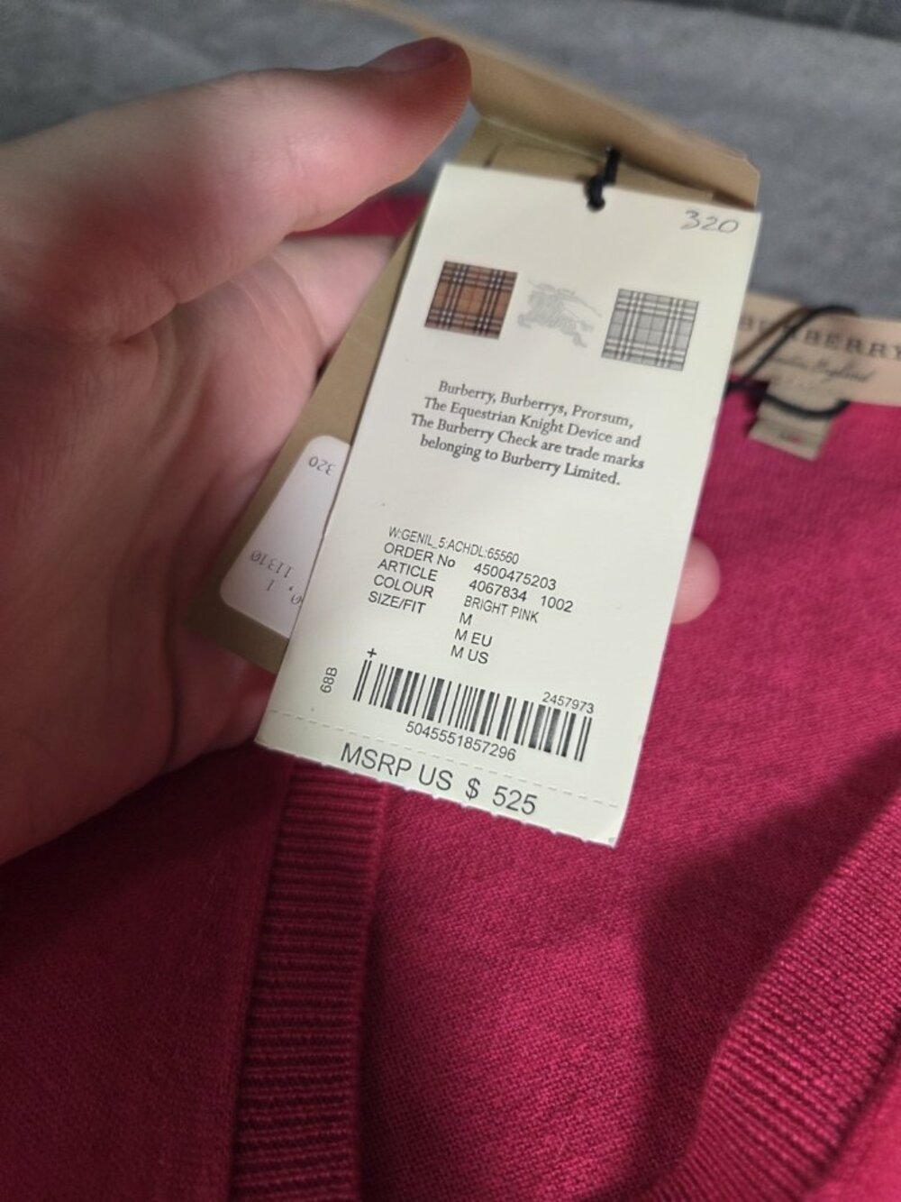 NWT Burberry Womens Bright Pink Cashmere Elbow Patch Check V Neck Sweater Sz M - Picture 5 of 7